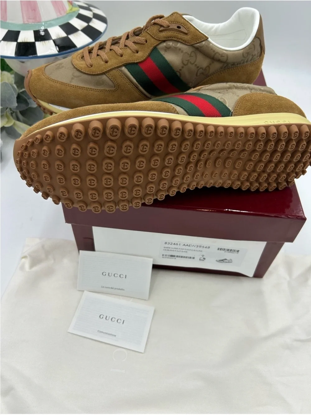 Men’s Gucci re-motion canvas/suede sneaker size 9, made in Italy. NWT.